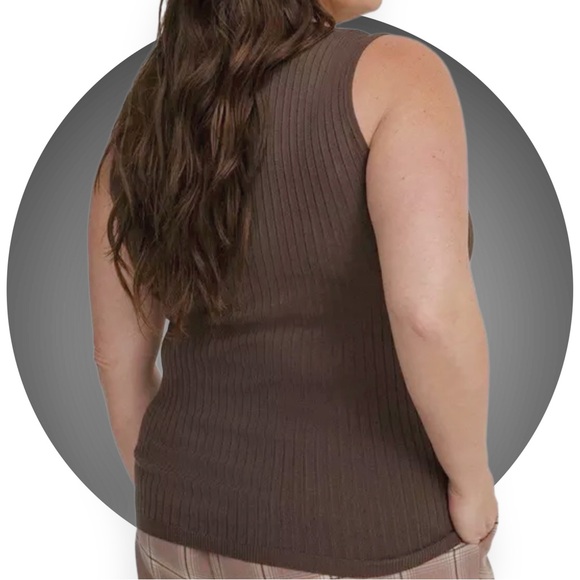 BOGO NWT Torrid Ribbed Sweater Tank - Picture 3 of 6